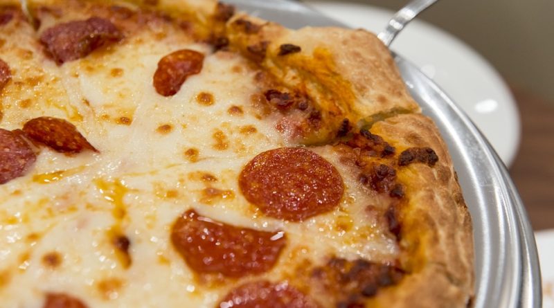Nejvtipnější zajímavosti o pizze. Pobavte se na účet oblíbeného jídla