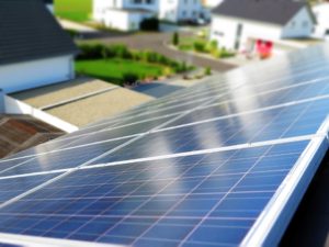 Solární panely a jaké jsou výhody a nevýhody tohoto systému