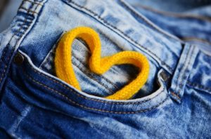 Pánové, inspirujte se outfity, v nichž hraje hlavní roli denim