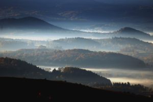 Lysá hora i letos lákadlem mnoha turistů