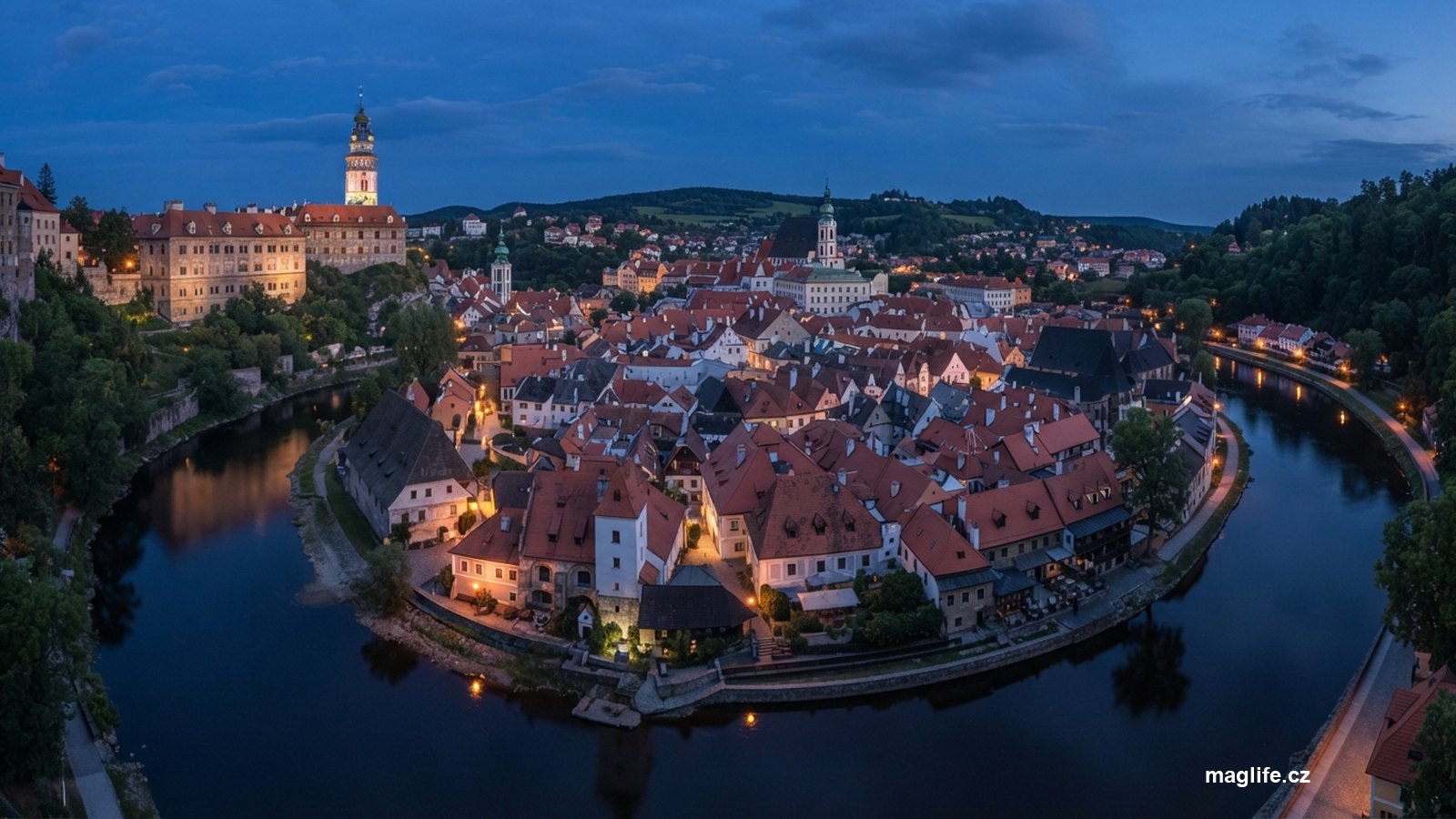 Český Krumlov: proč v něm zůstat přes noc
