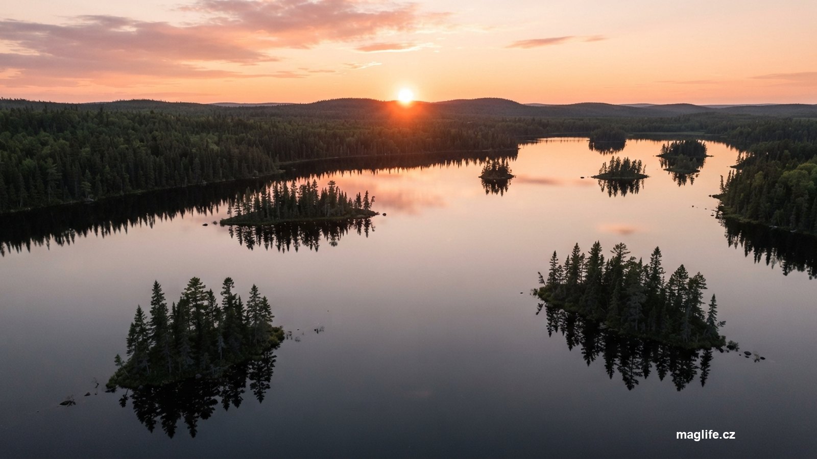 Finsko a Laponsko: jezera, sauna a polární den