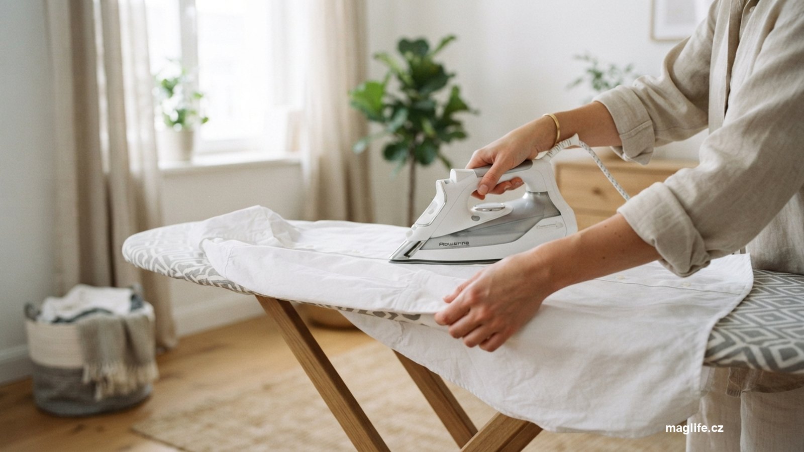 Žehlení podle materiálu: teploty, pára a co nežehlit